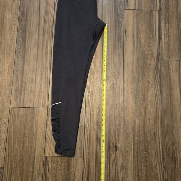 758. Mondetta Black Leggings Size Med. Excellent Like New - Picture 13 of 13